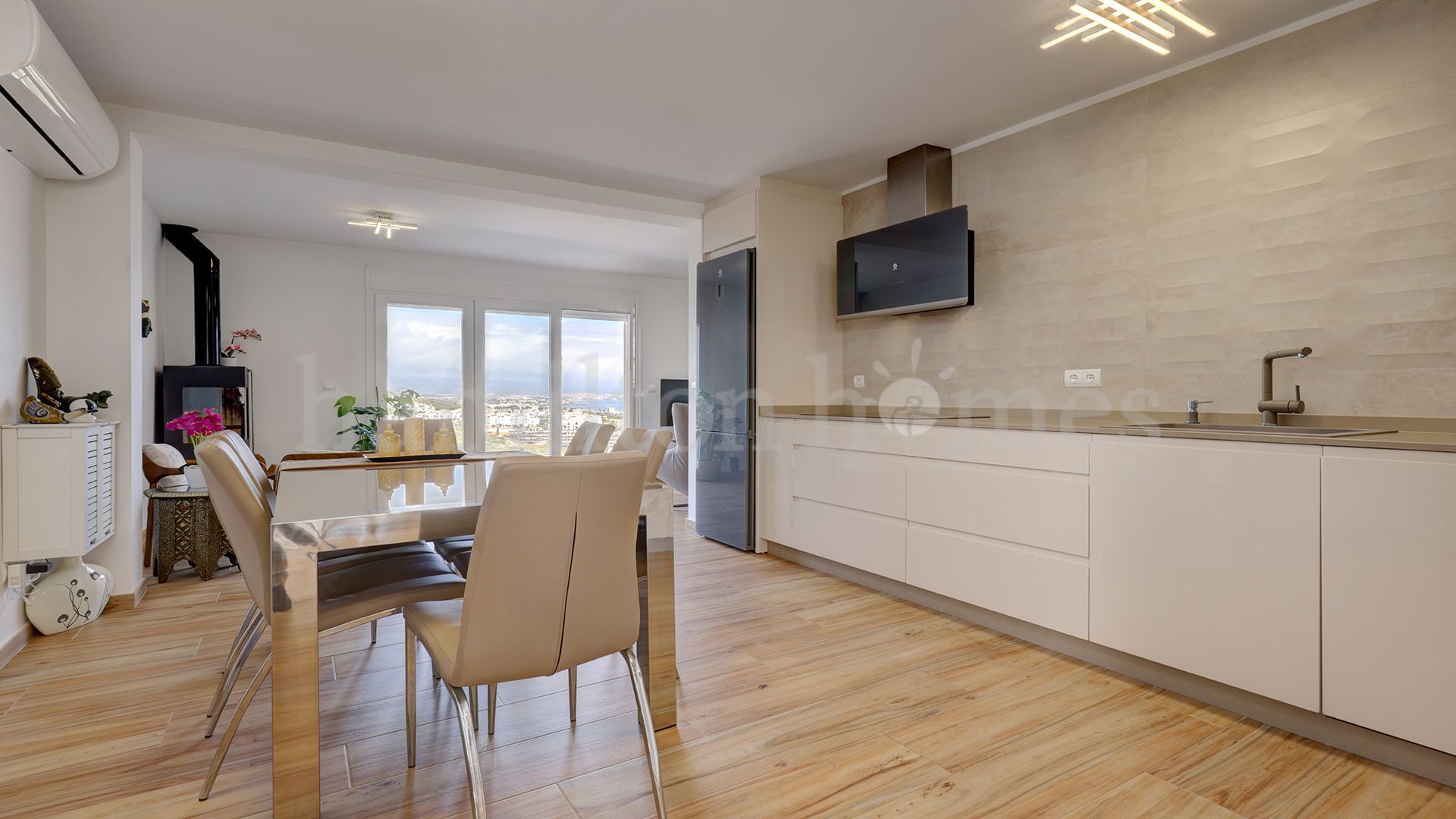 Semi Detached House in Princesa Kristina, Manilva