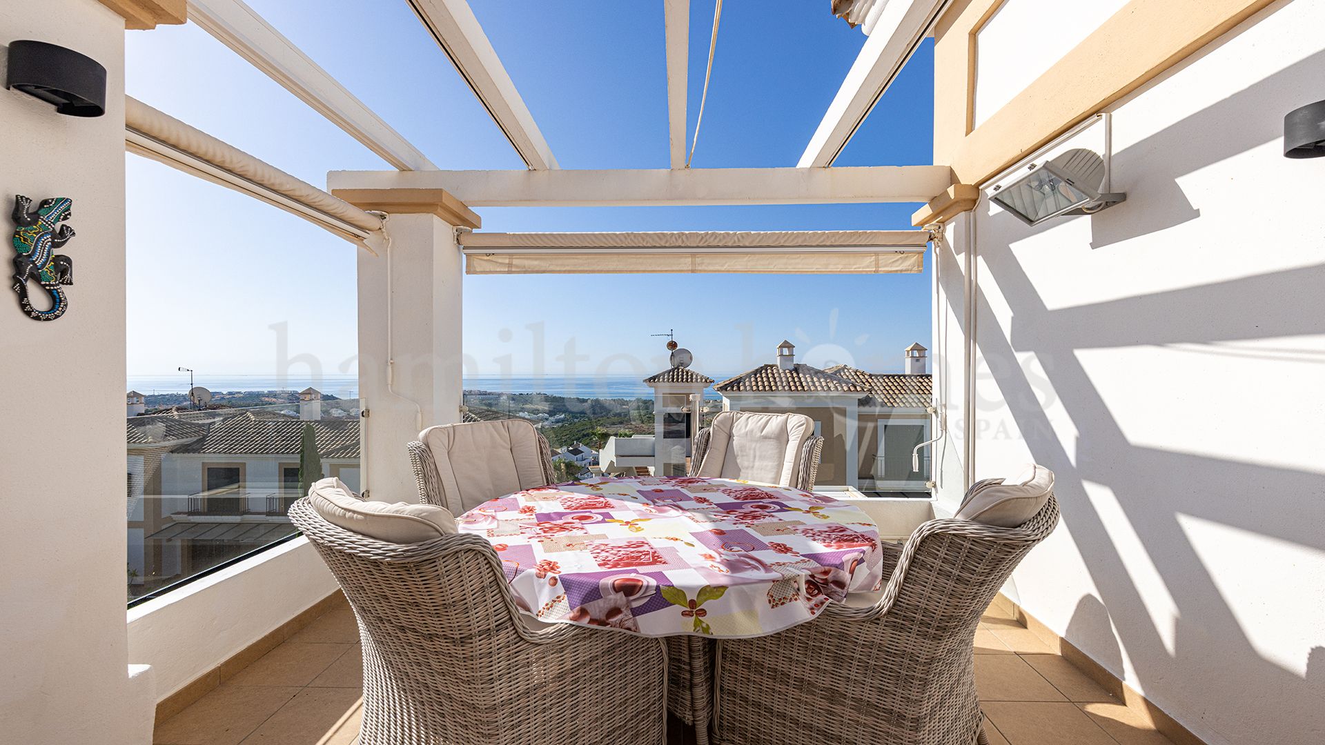 Penthouse in Doña Julia, Casares