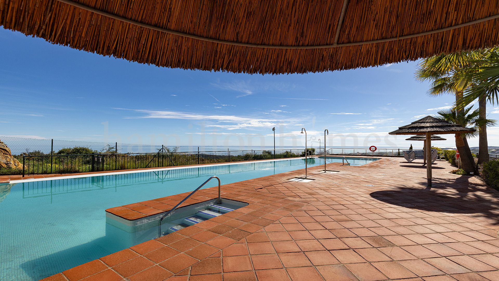 Penthouse in Doña Julia, Casares