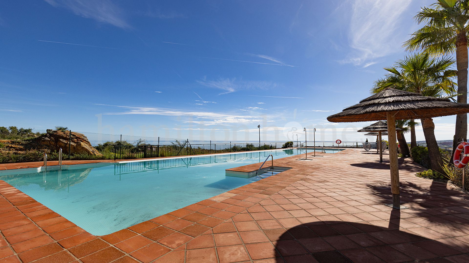 Penthouse in Doña Julia, Casares