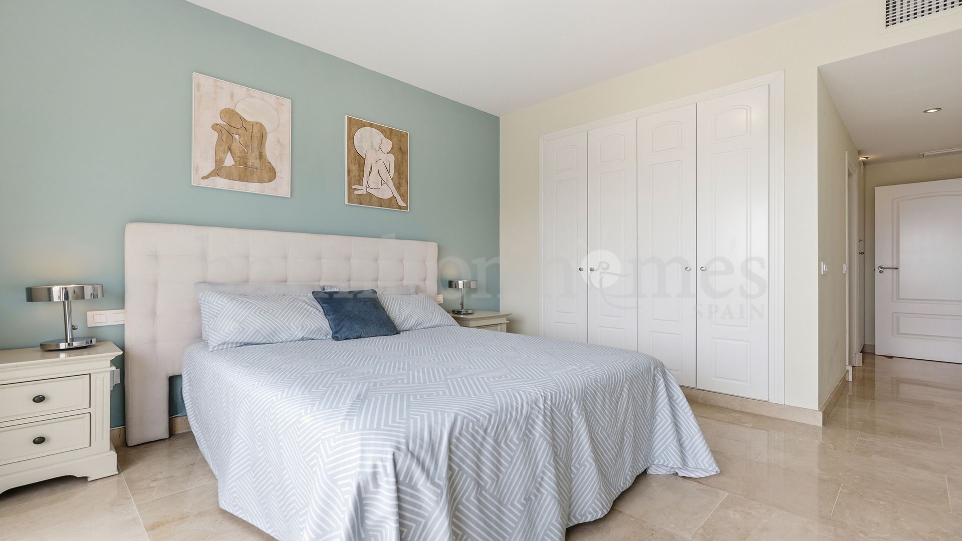 Penthouse in Duquesa Village, Manilva