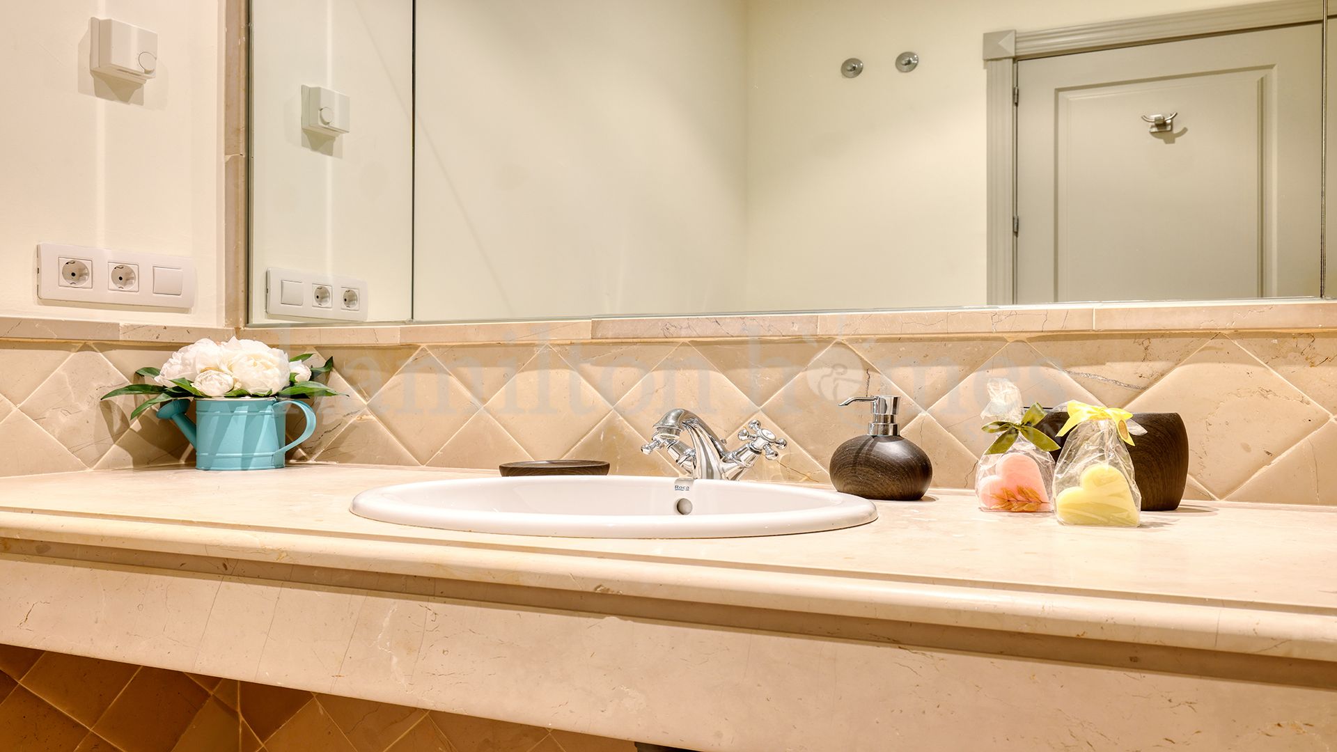 Apartamento en Altos de Cortesín, Casares