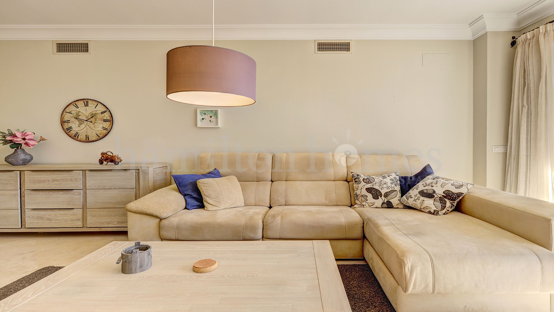 Apartamento en Altos de Cortesín, Casares