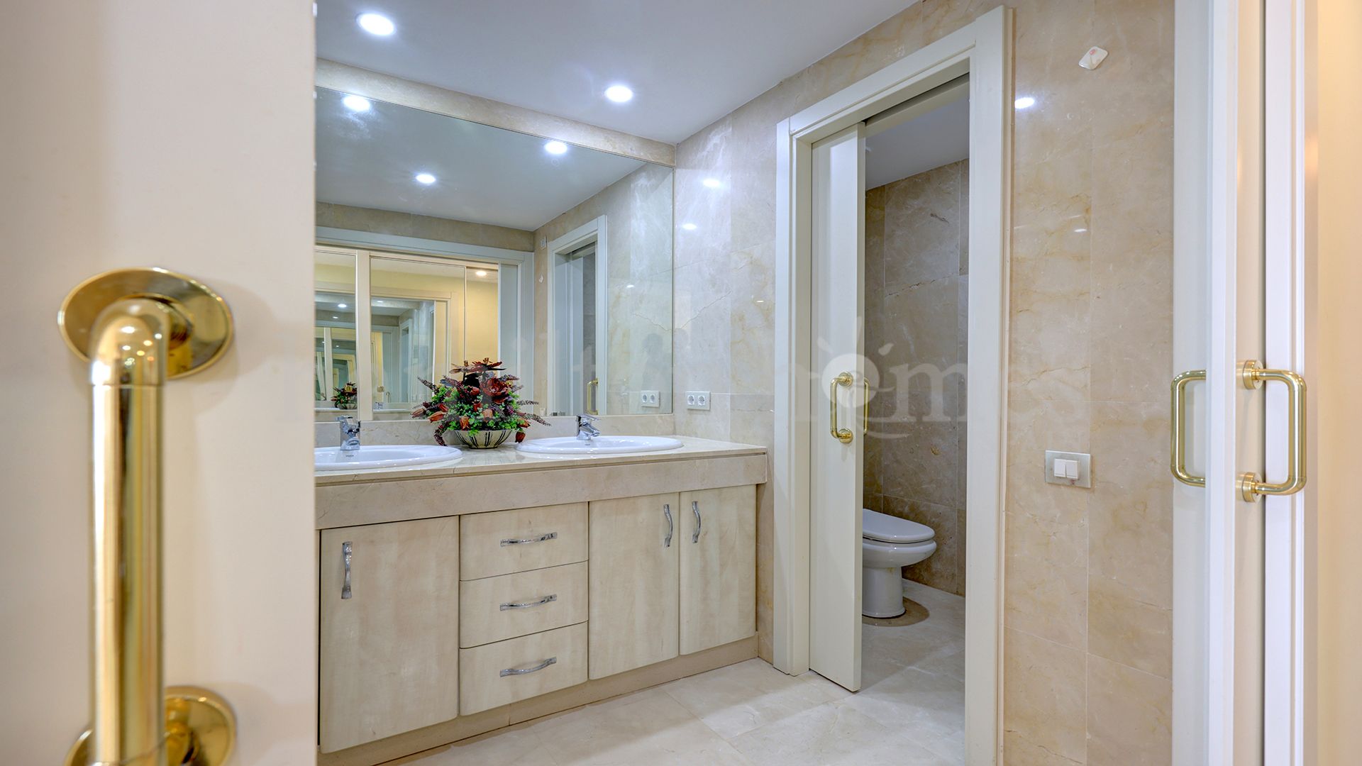 Apartamento en Los Granados de Duquesa, Manilva