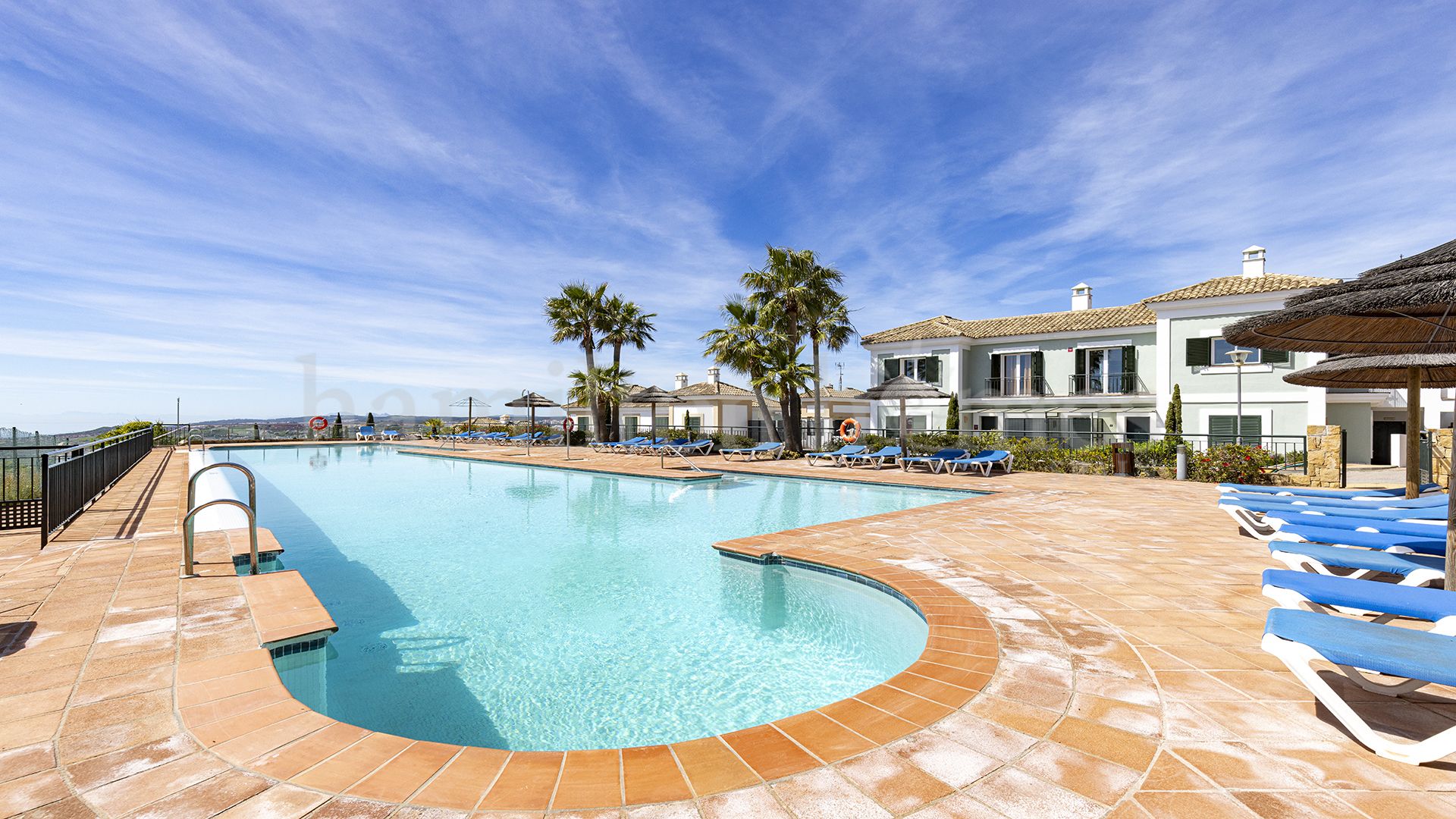 Penthouse in Doña Julia, Casares