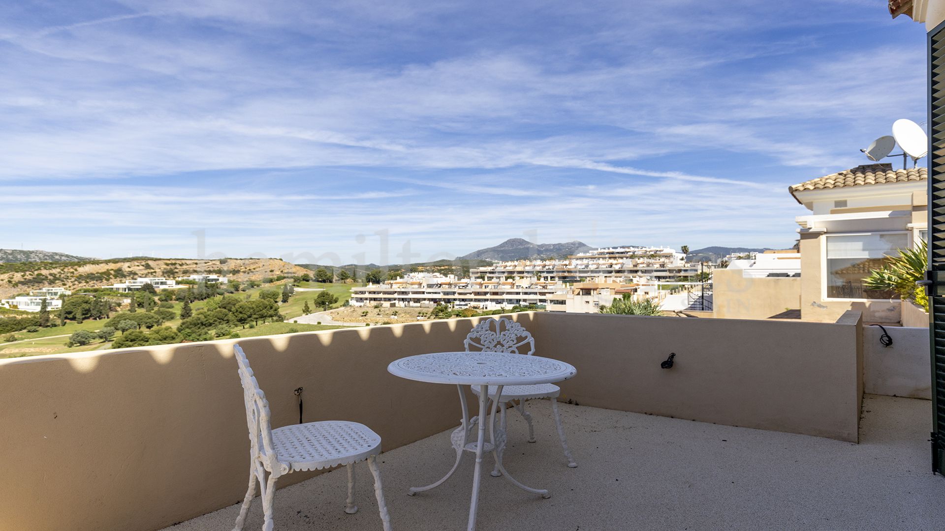 Penthouse in Doña Julia, Casares