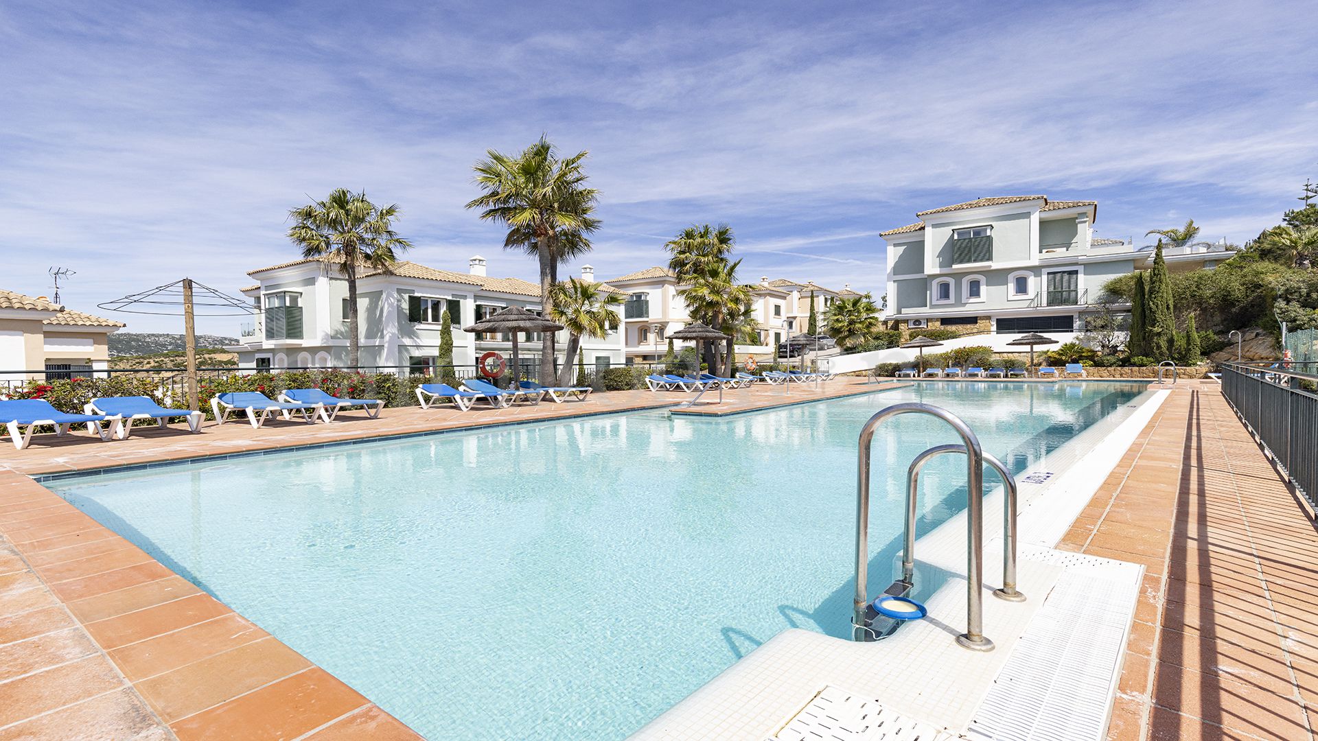 Penthouse in Doña Julia, Casares