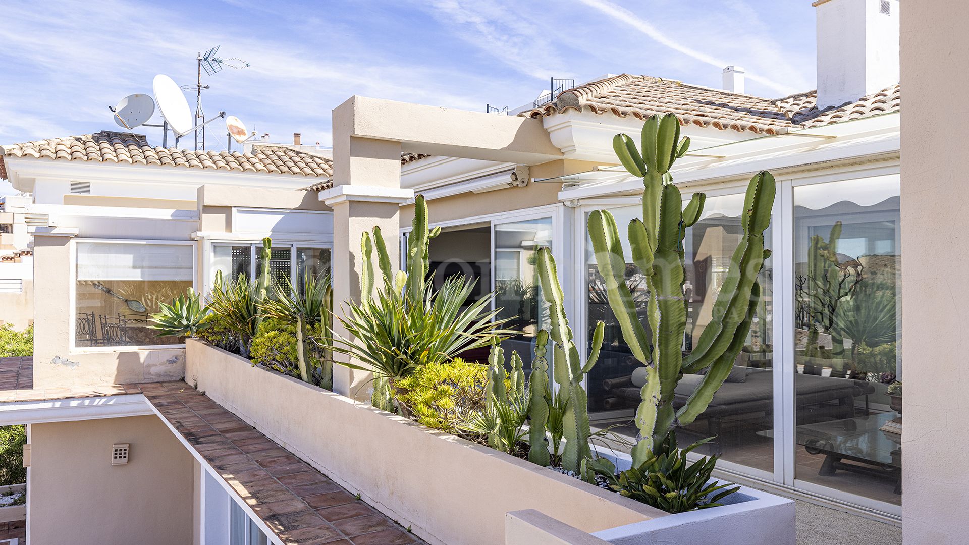 Penthouse in Doña Julia, Casares