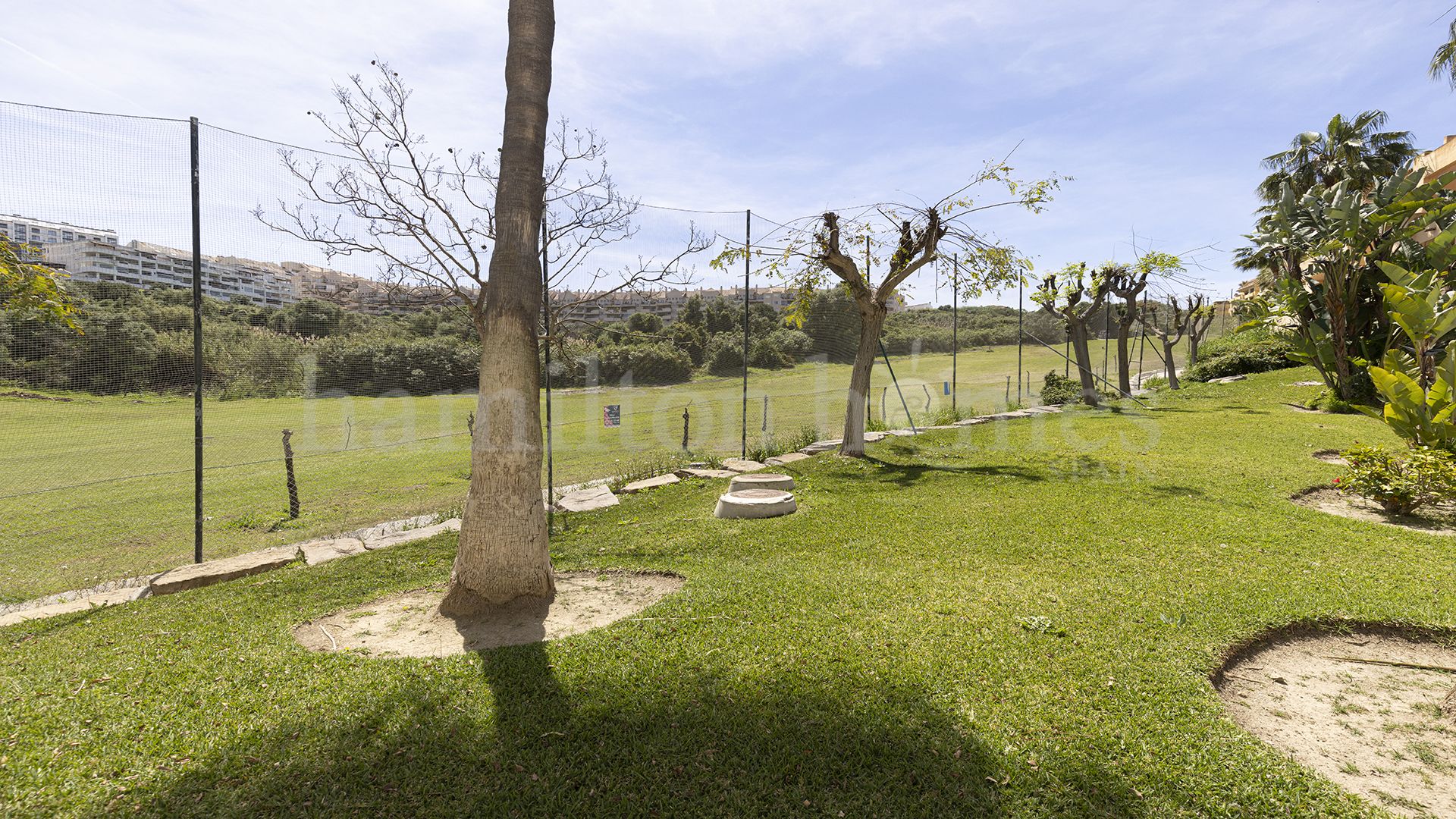 Apartamento Planta Baja en Duquesa Village, Manilva