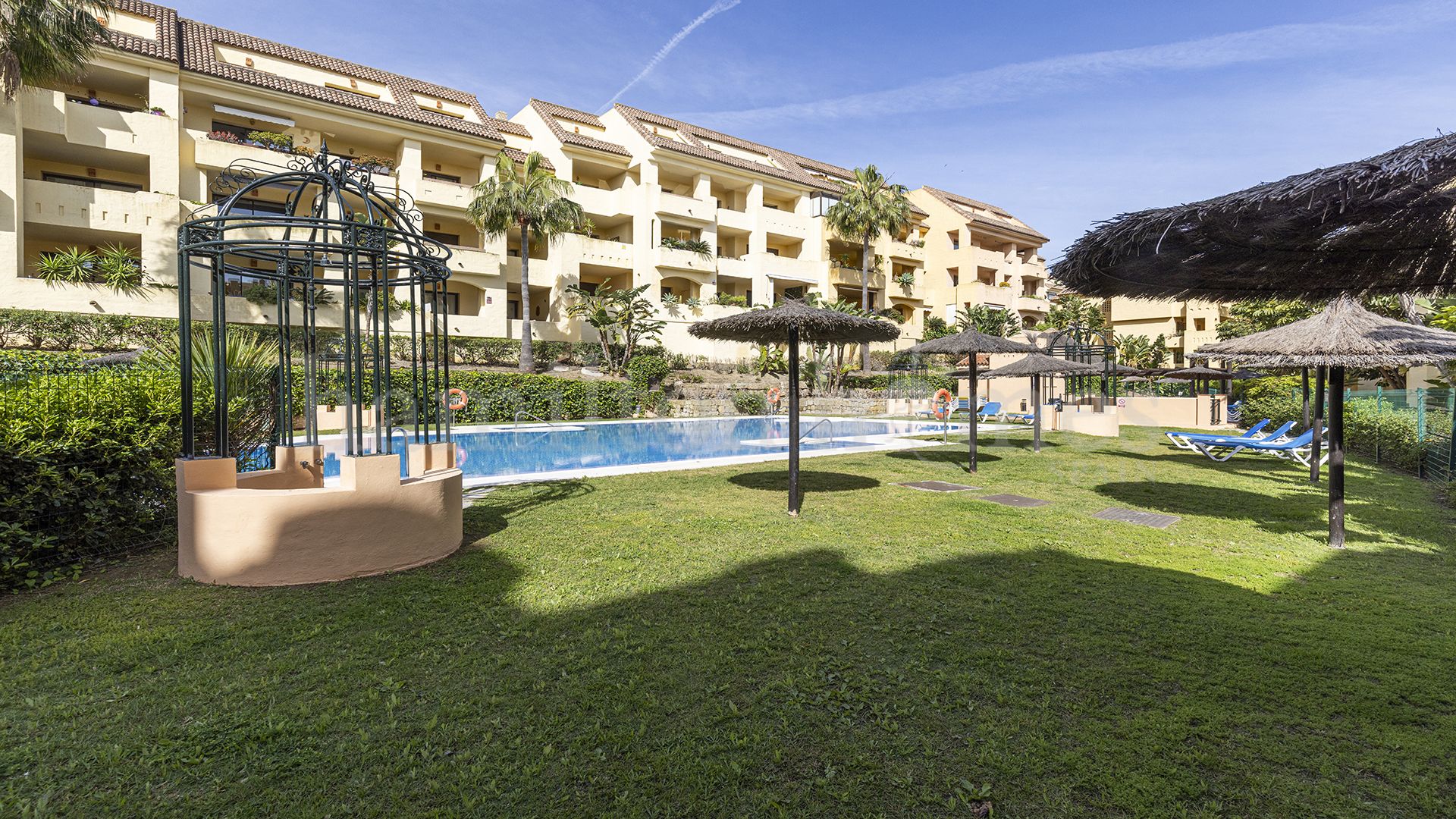 Apartamento Planta Baja en Duquesa Village, Manilva