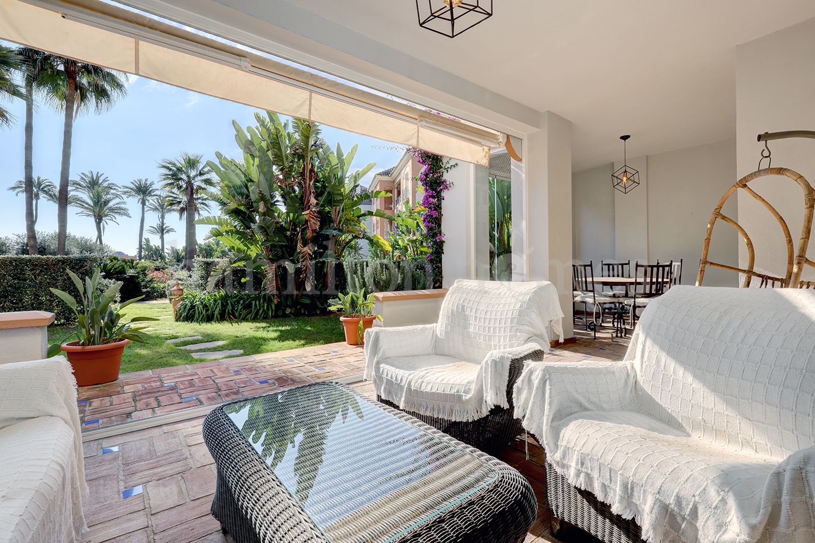 Apartamento Planta Baja en La Perla de la Bahía, Casares