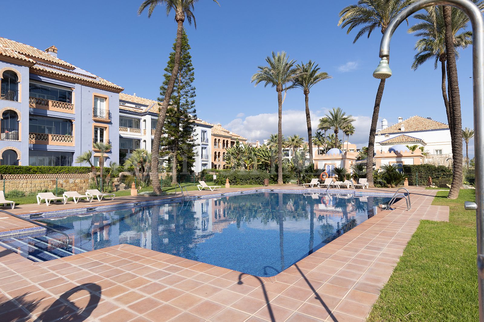Apartamento Planta Baja en La Perla de la Bahía, Casares