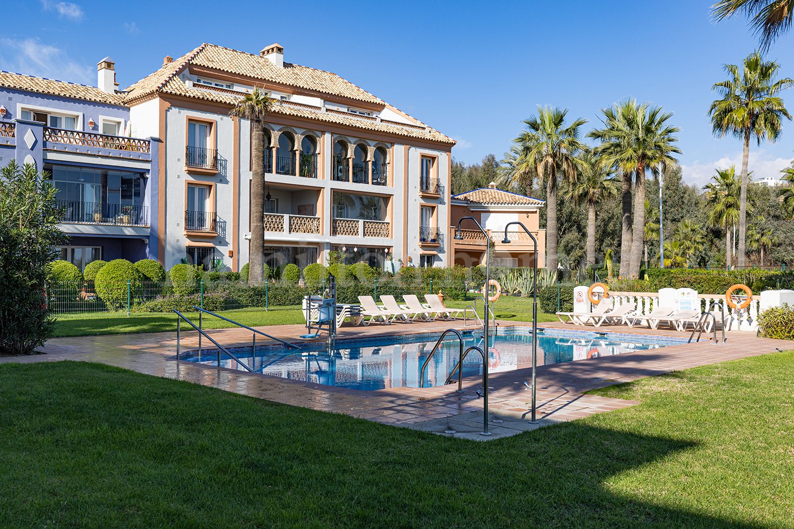 Apartamento Planta Baja en La Perla de la Bahía, Casares