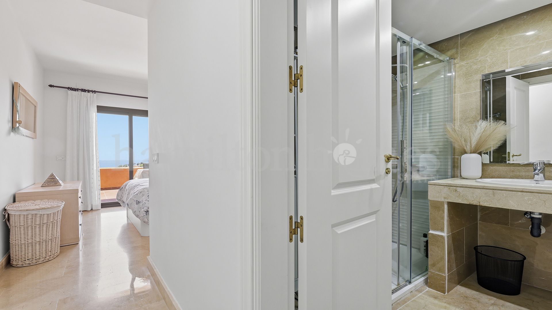 Apartment in Sabinillas, Manilva