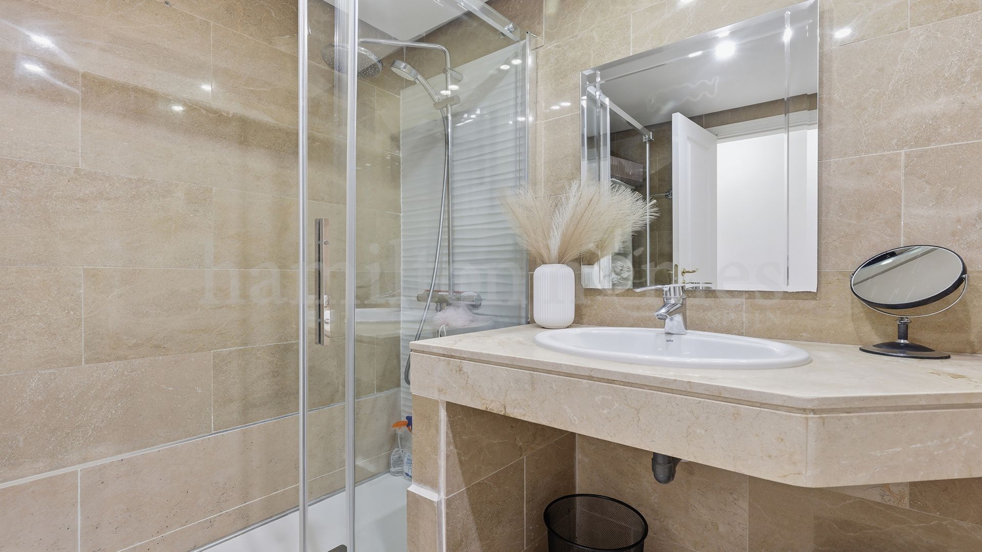 Apartment in Sabinillas, Manilva