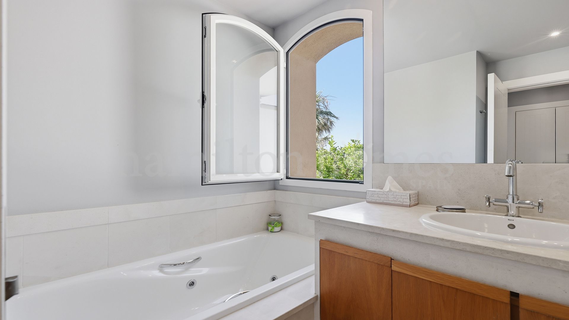 Apartamento en Doña Julia, Casares
