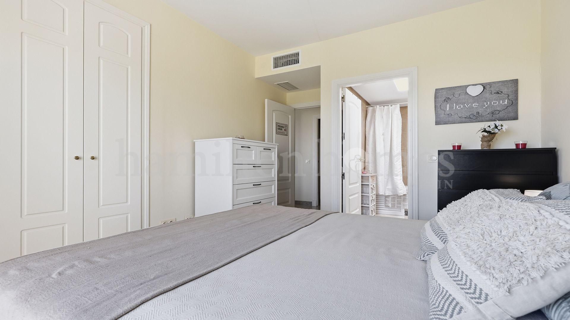 Penthouse in Duquesa Village, Manilva