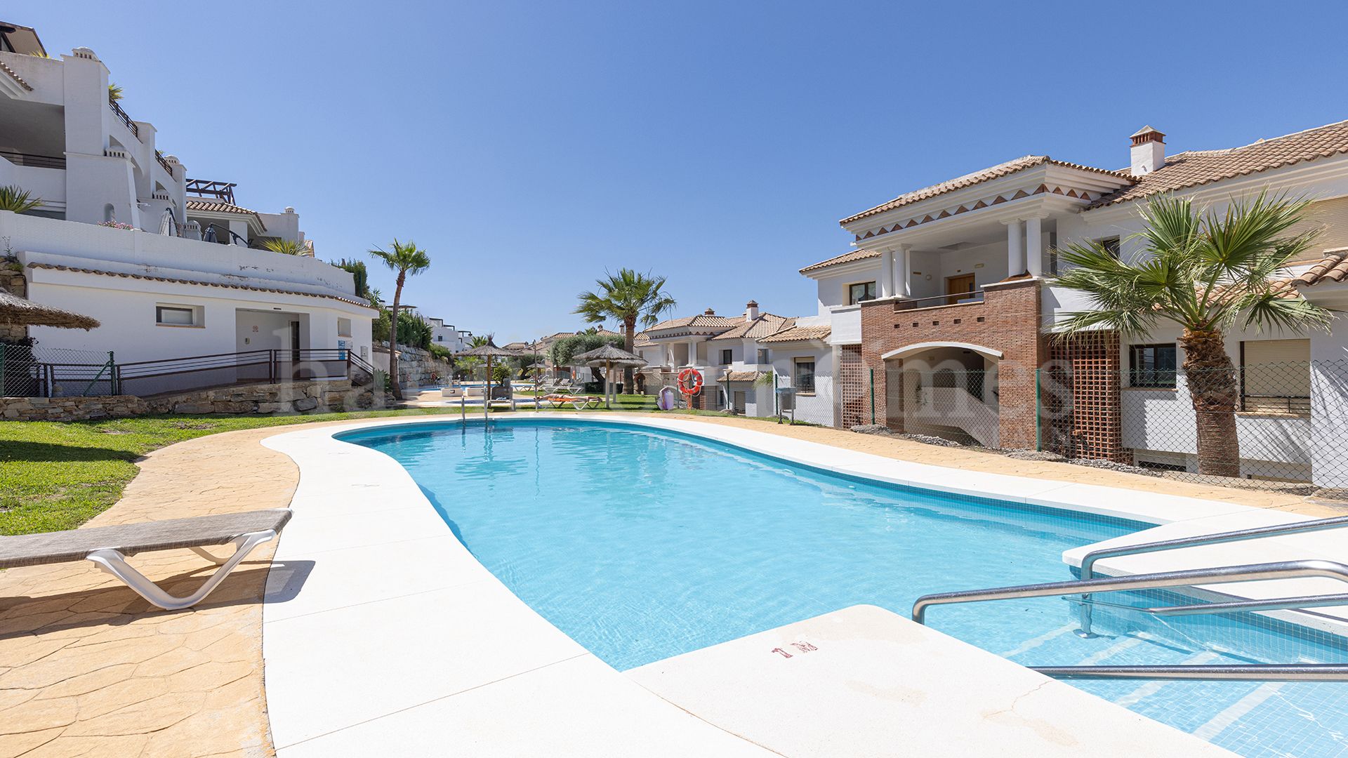Ground Floor Apartment in Casares Golf, Casares