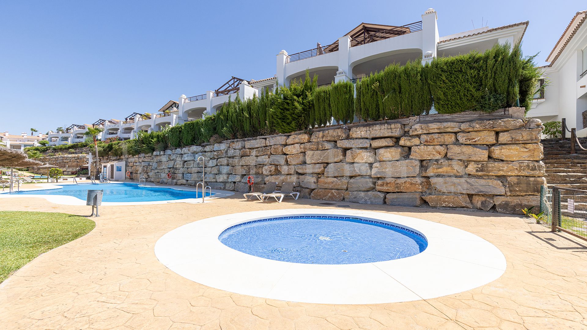 Ground Floor Apartment in Casares Golf, Casares