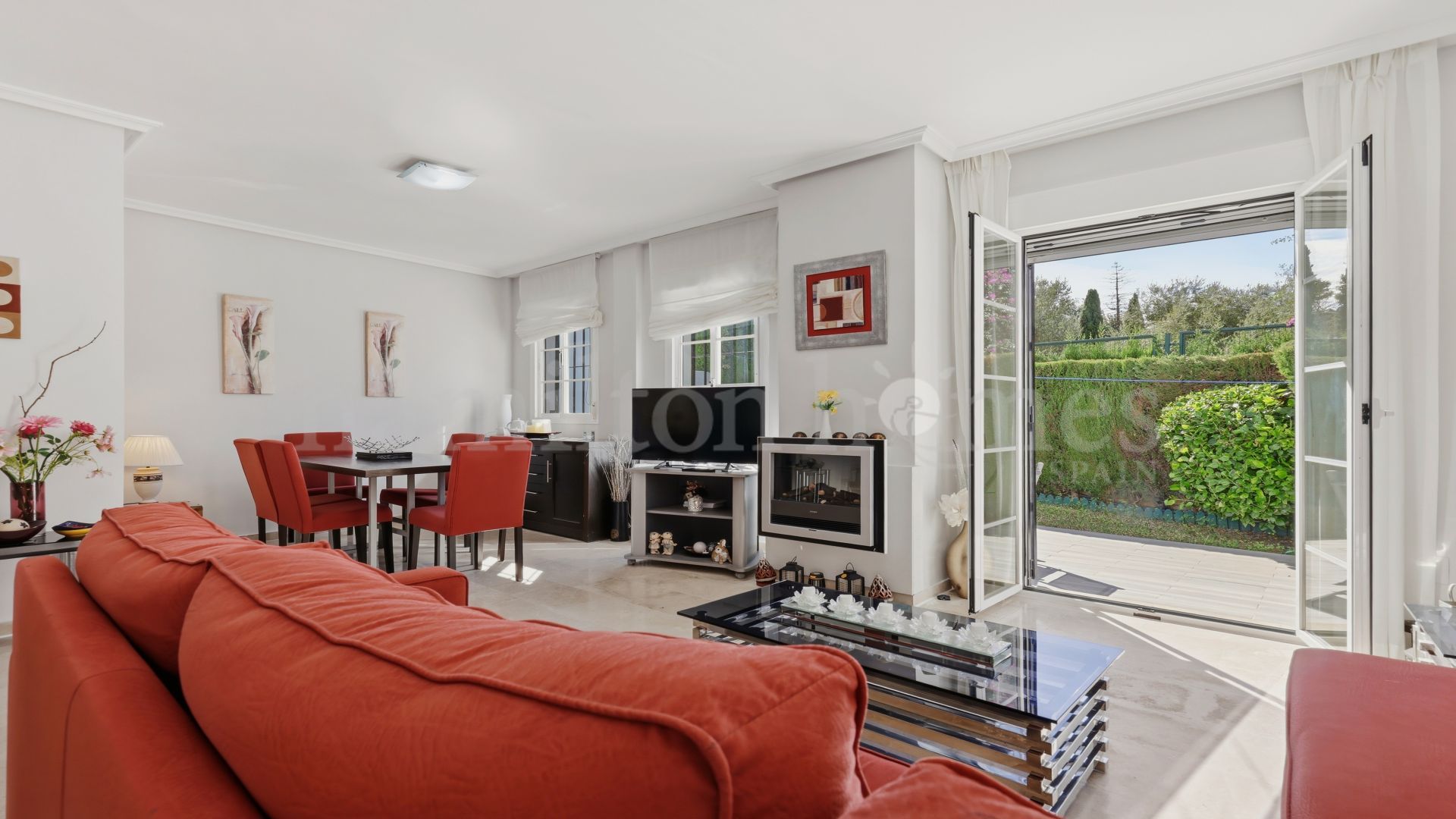 Town House in Bahia de Casares, Casares