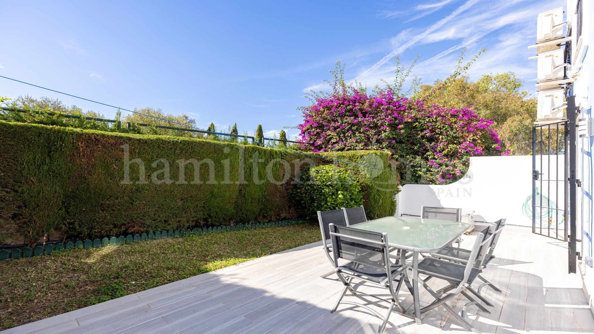 Town House in Bahia de Casares, Casares