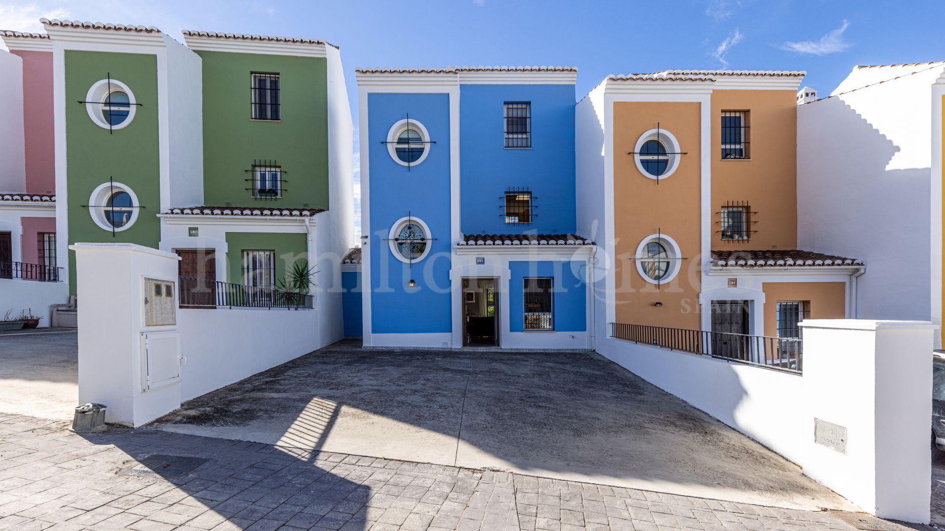 Town House in Bahia de Casares, Casares