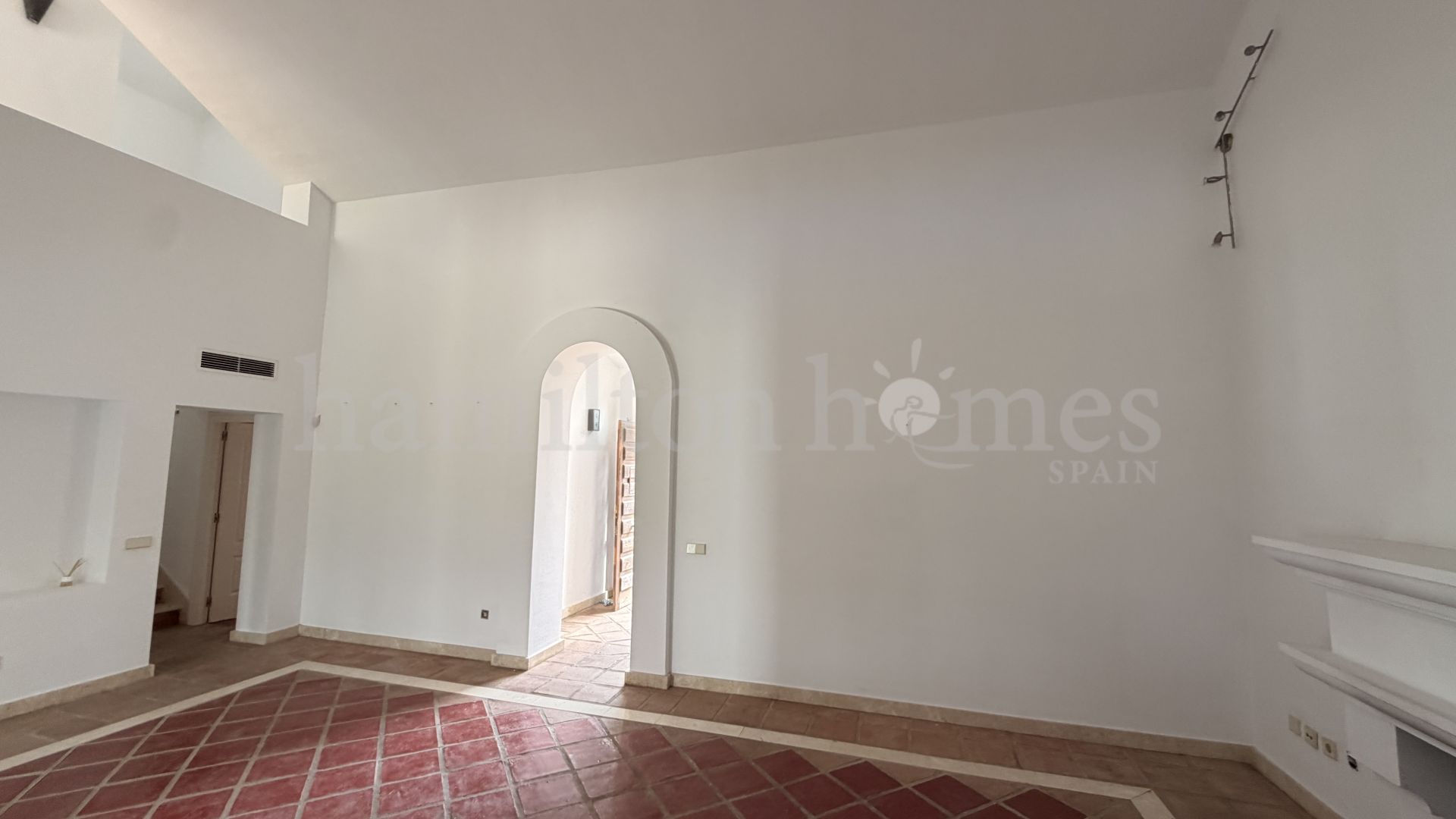Villa in La Duquesa Golf, Manilva