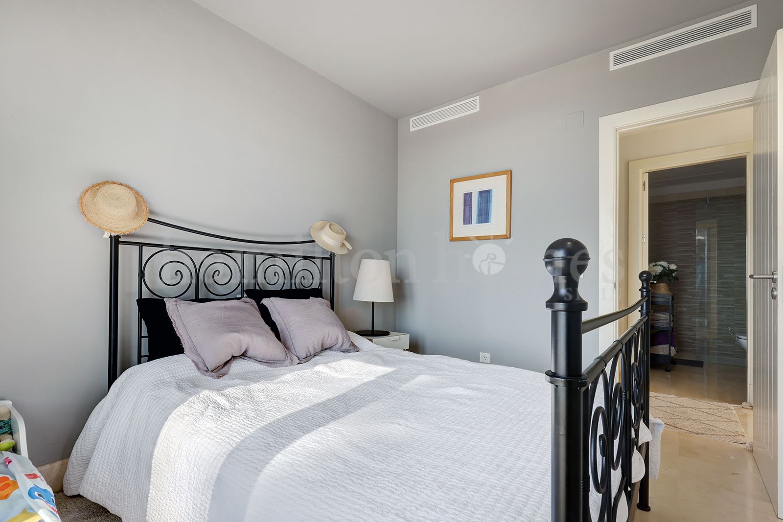 Apartamento Planta Baja en Doña Julia, Casares