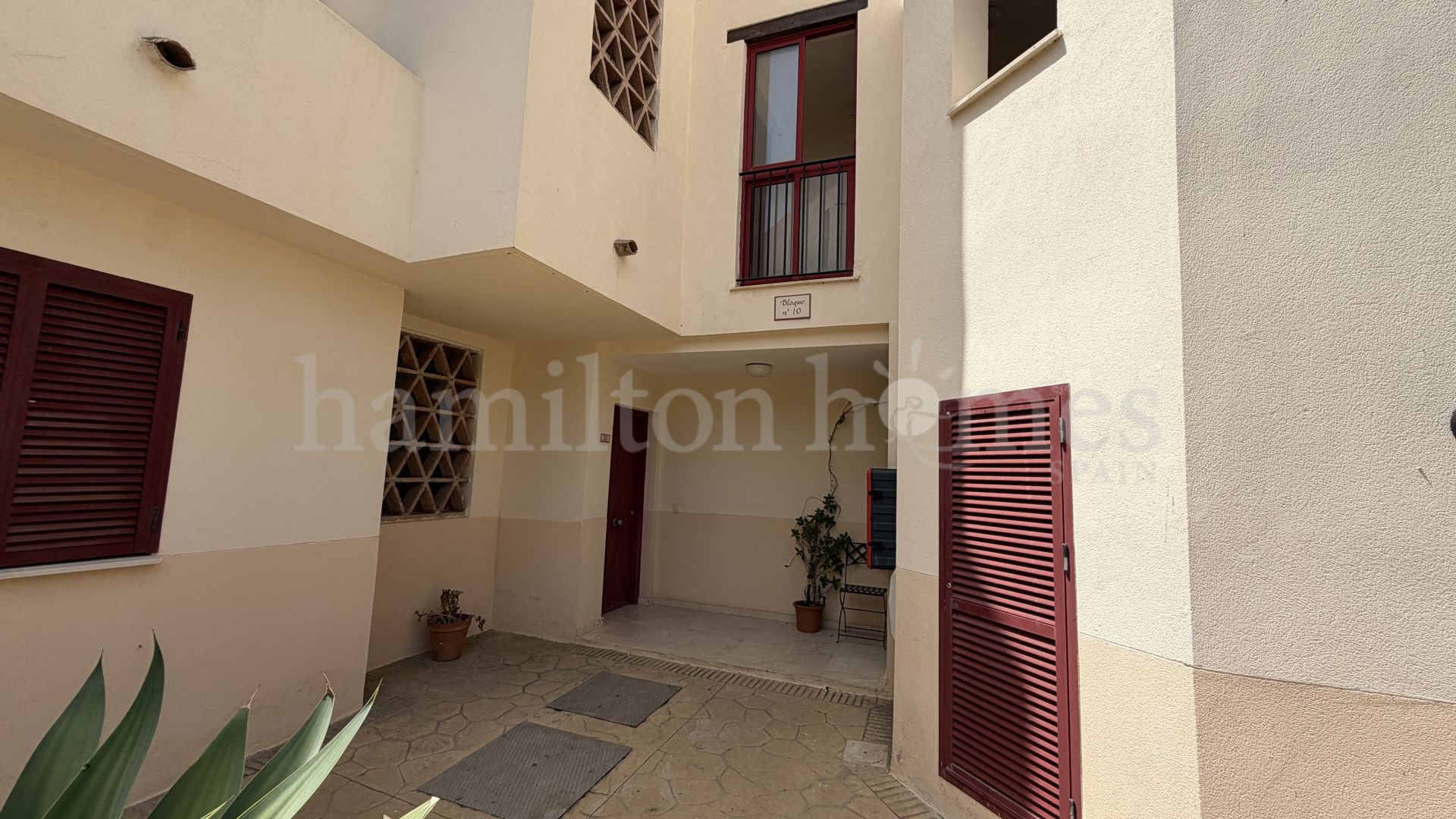 Ground Floor Apartment in Bahia de Casares, Casares
