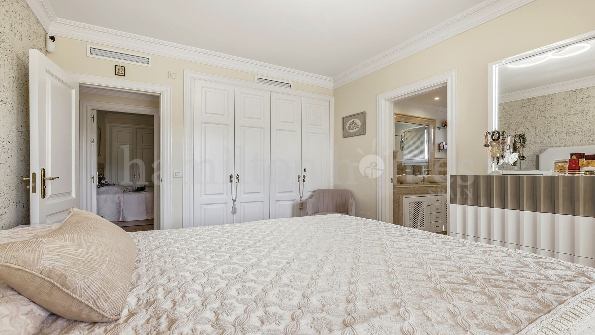 Apartment in Majestic, Casares