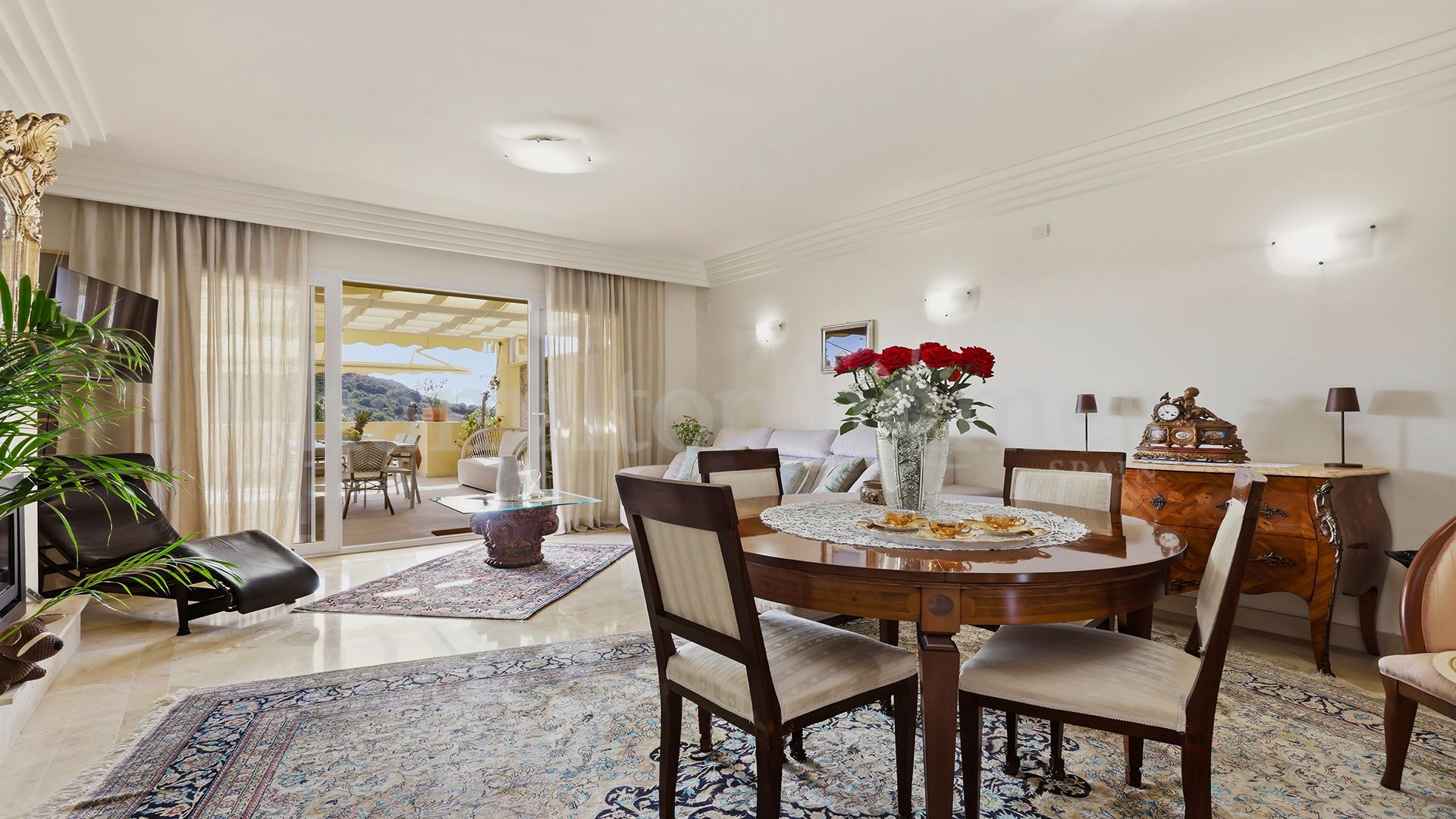 Apartment in Majestic, Casares
