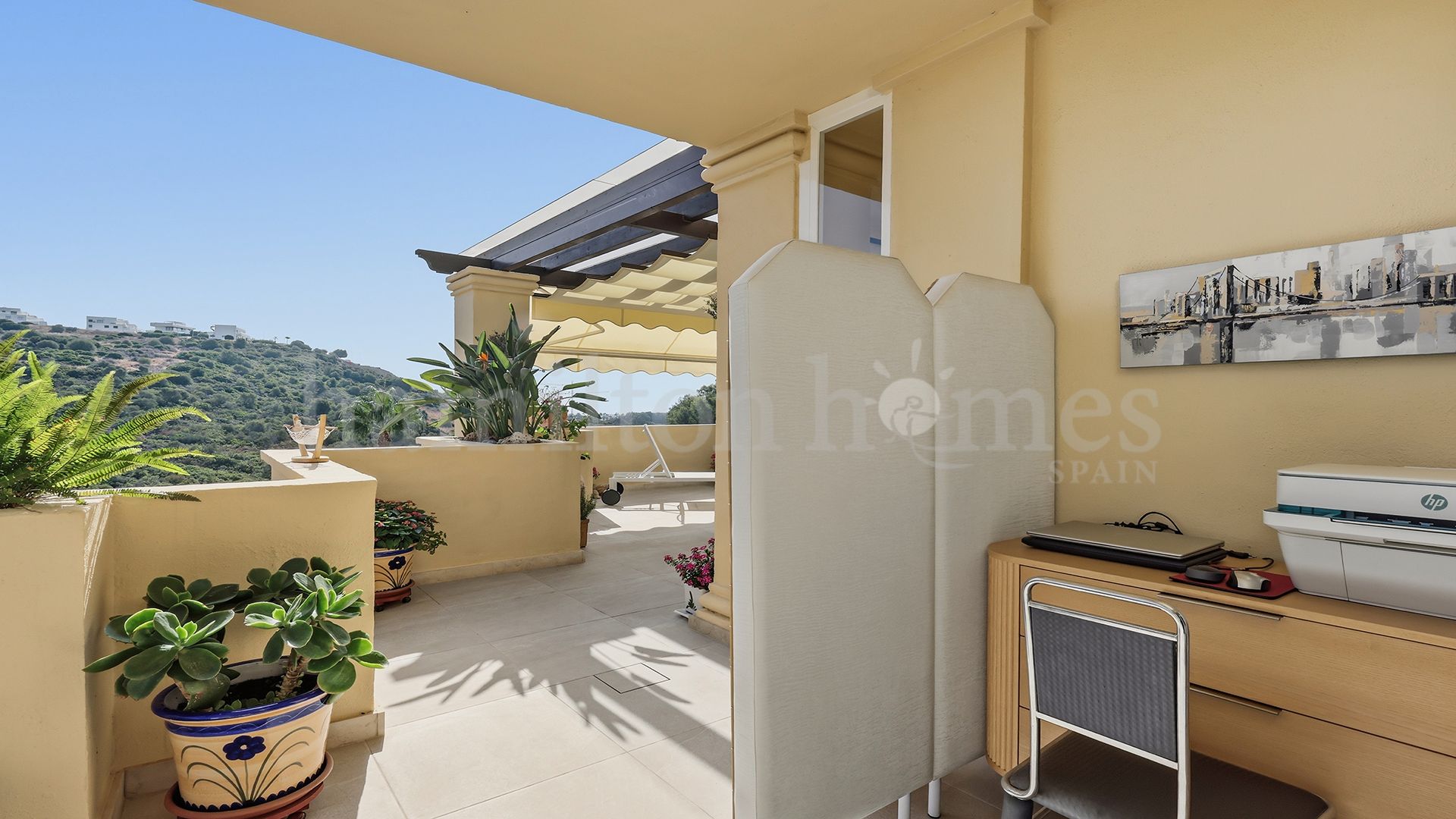 Apartment in Majestic, Casares