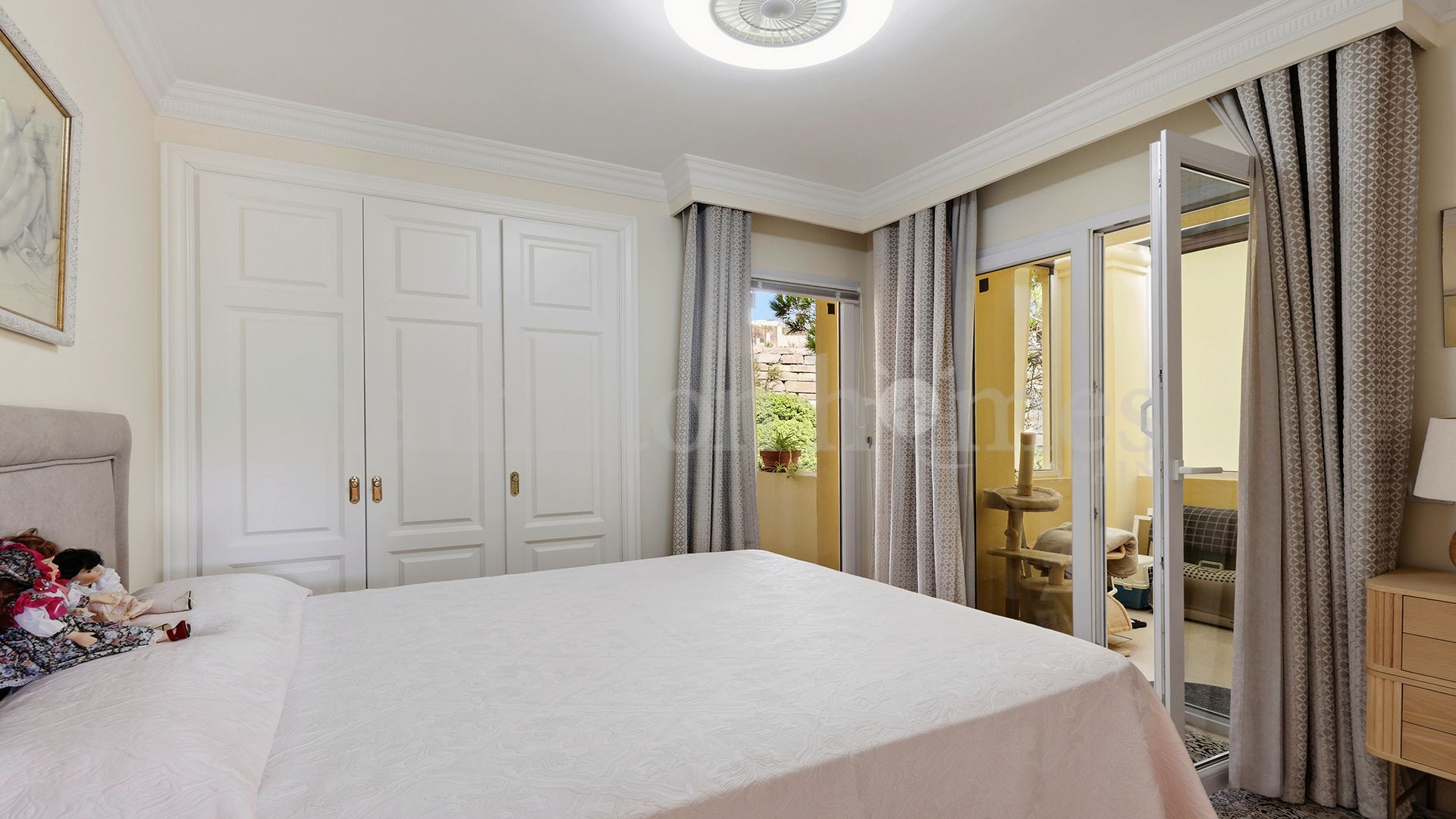 Apartment in Majestic, Casares
