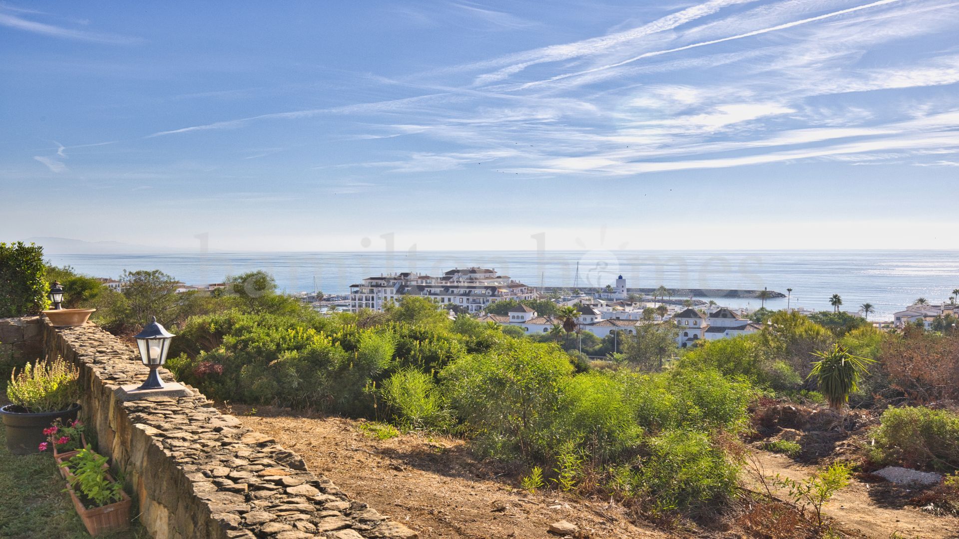 Semi Detached Villa in La Duquesa Golf, Manilva