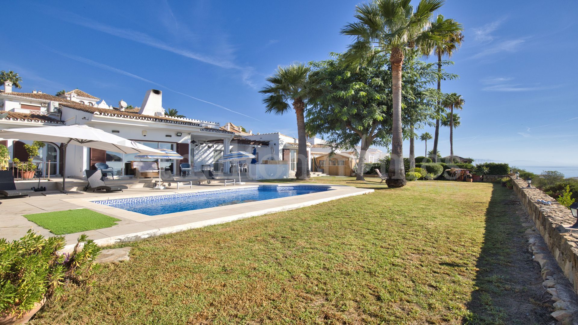 Semi Detached Villa in La Duquesa Golf, Manilva