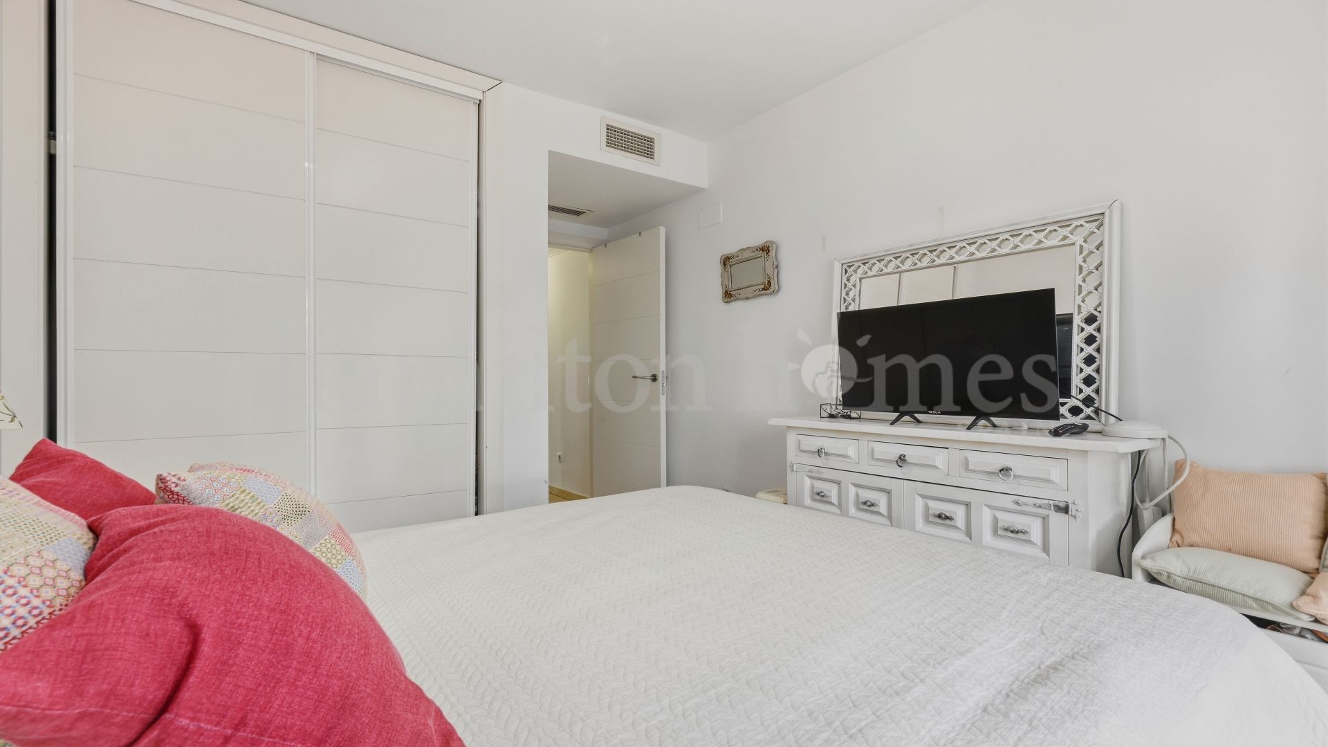 Ground Floor Apartment in Los Hidalgos, Manilva