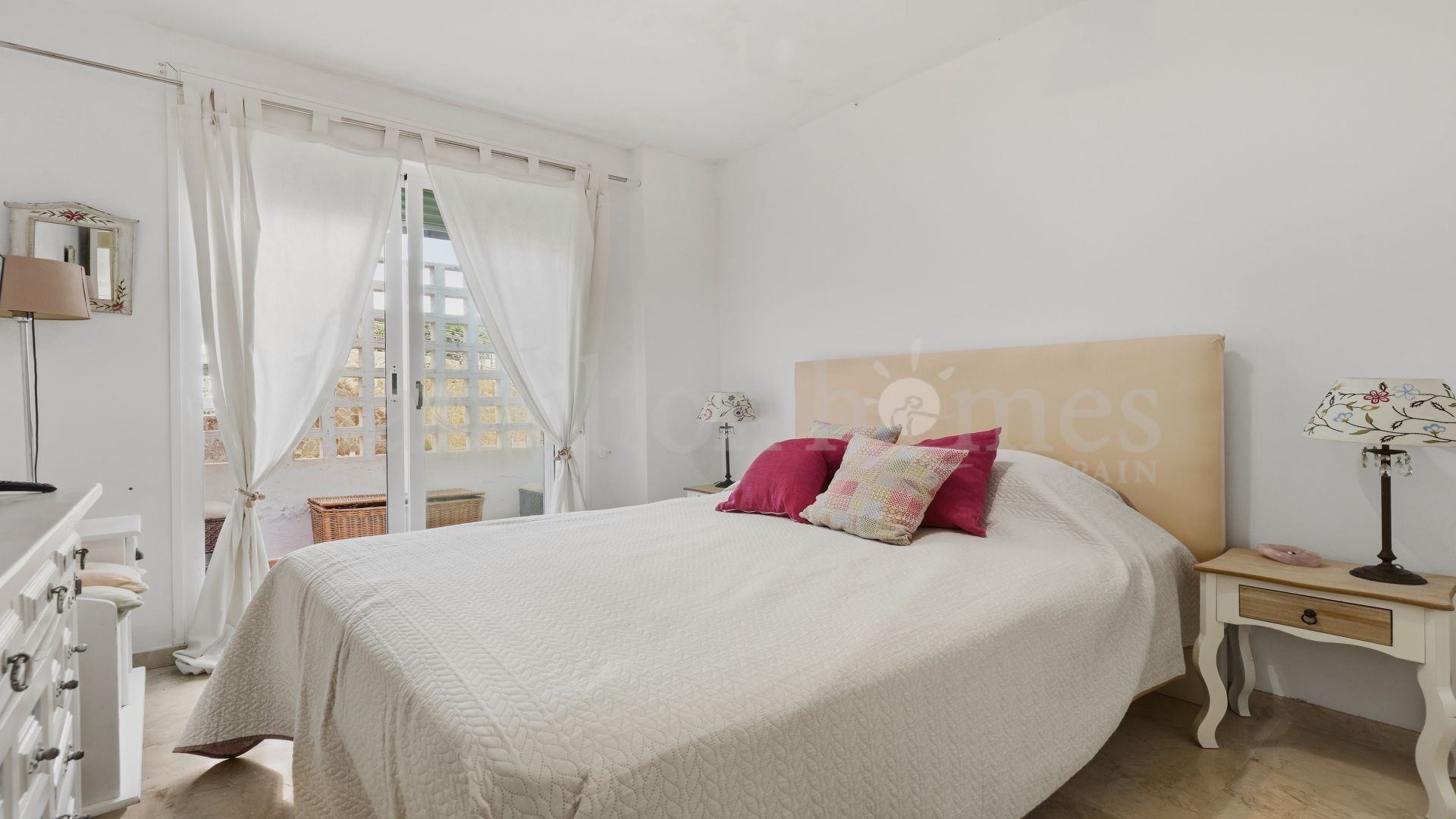 Ground Floor Apartment in Los Hidalgos, Manilva