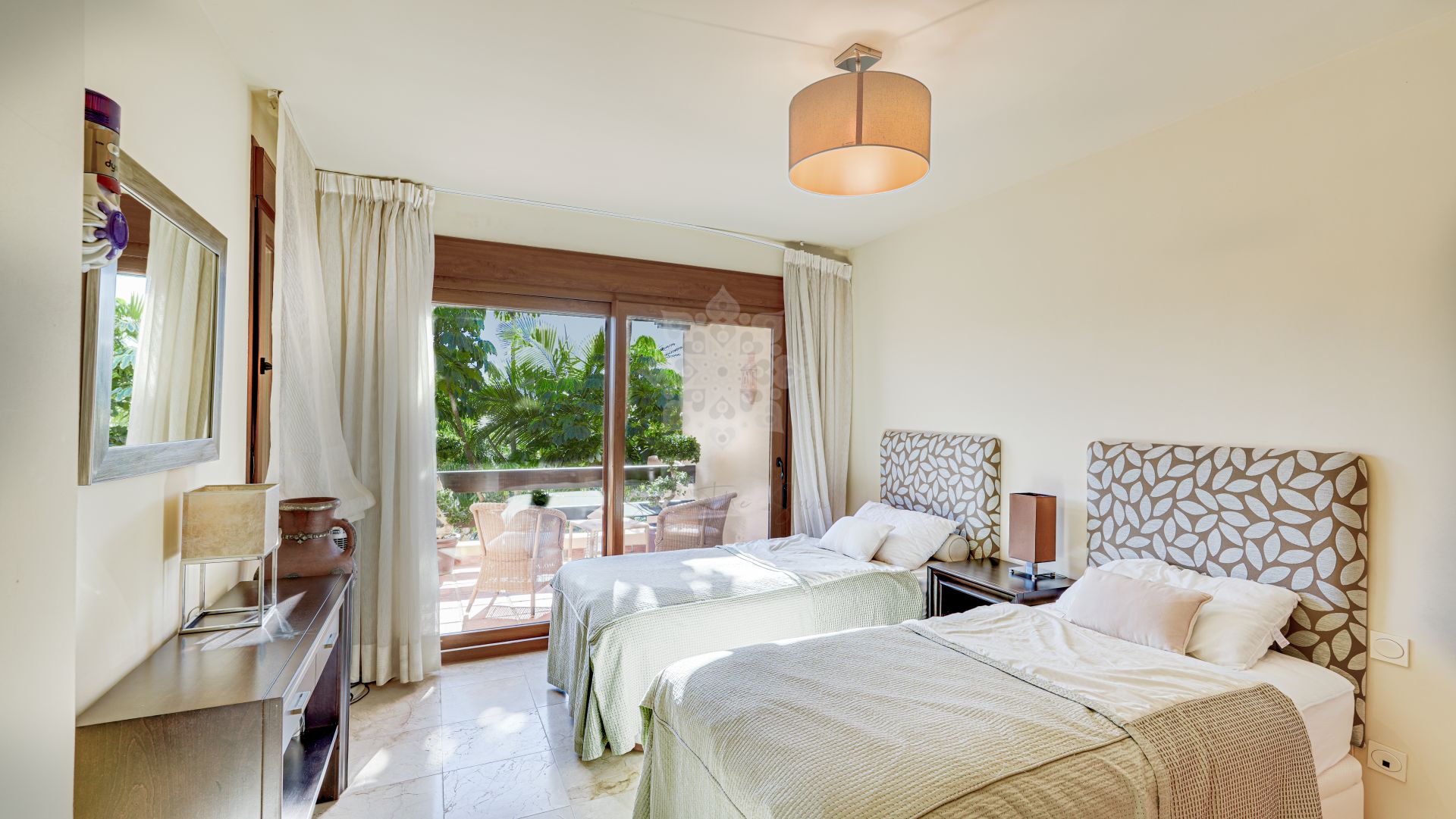 Atico Duplex en El Campanario, Estepona