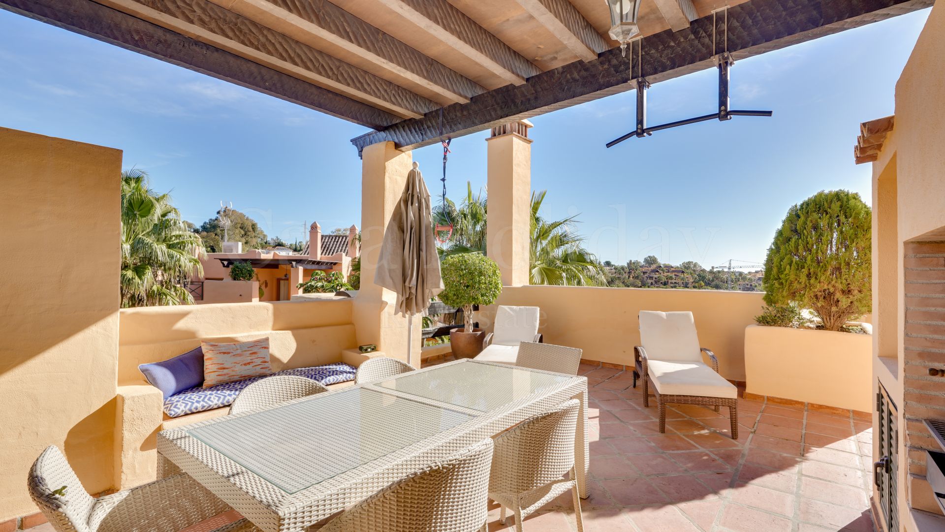 Duplex Penthouse in El Campanario, Estepona
