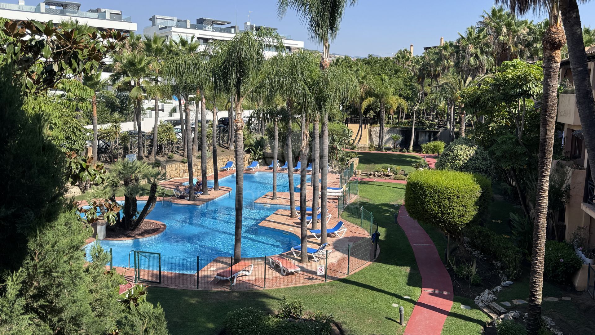 Atico Duplex en El Campanario, Estepona
