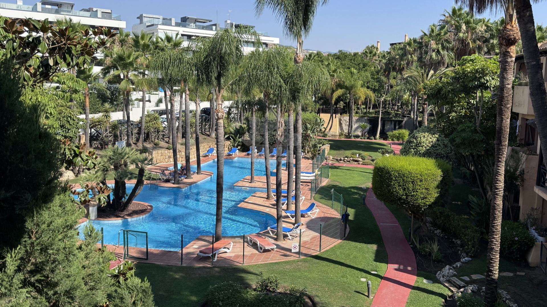 Atico Duplex en El Campanario, Estepona
