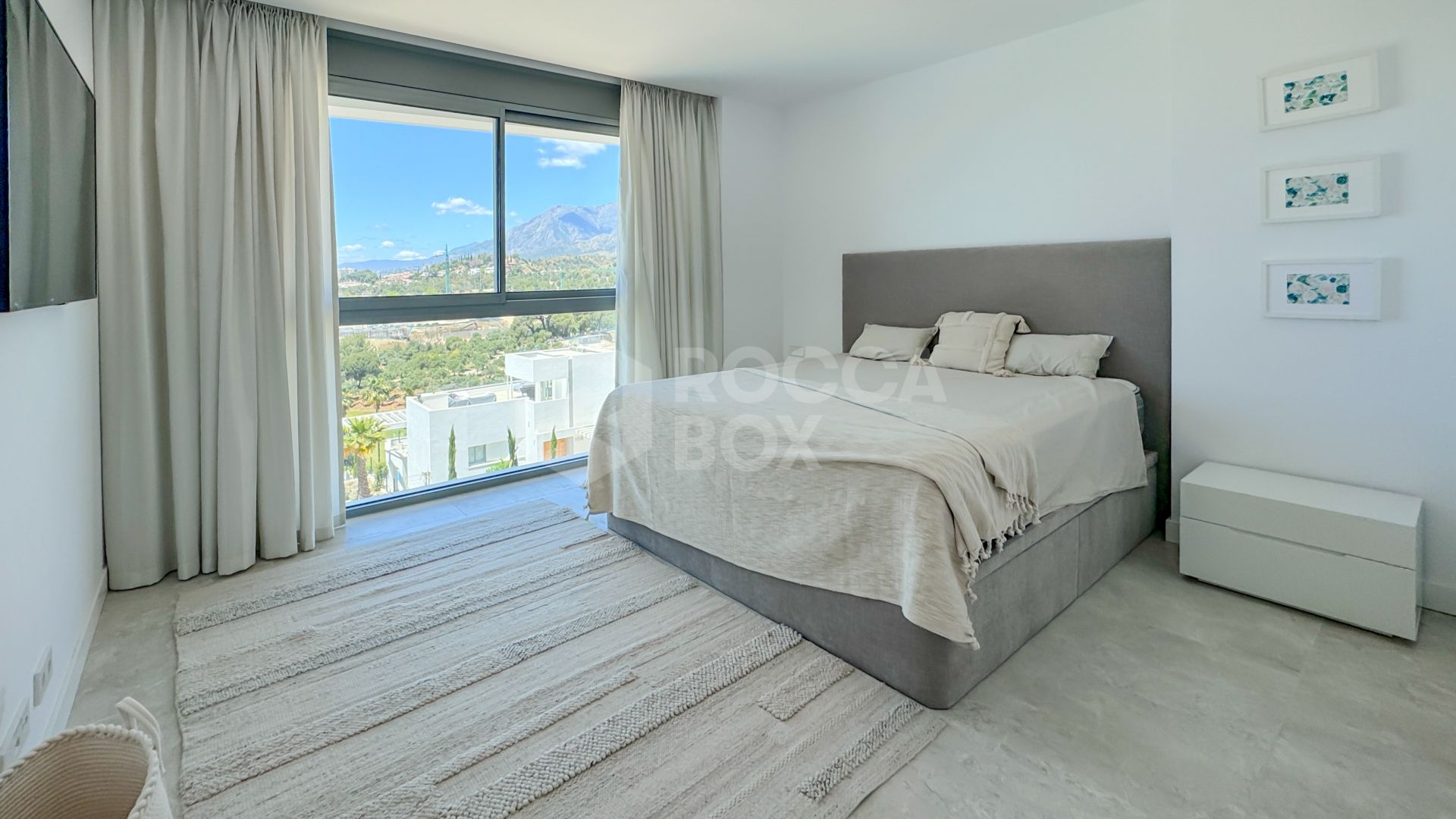 Contemporary penthouse with terrace and solarium both with panoramic views of the Mediterranean Sea in top location
