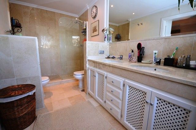 Duplex Penthouse  in New Golden Mile, Estepona East, Estepona