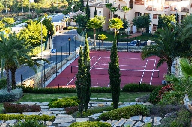 Duplex Penthouse  in New Golden Mile, Estepona East, Estepona