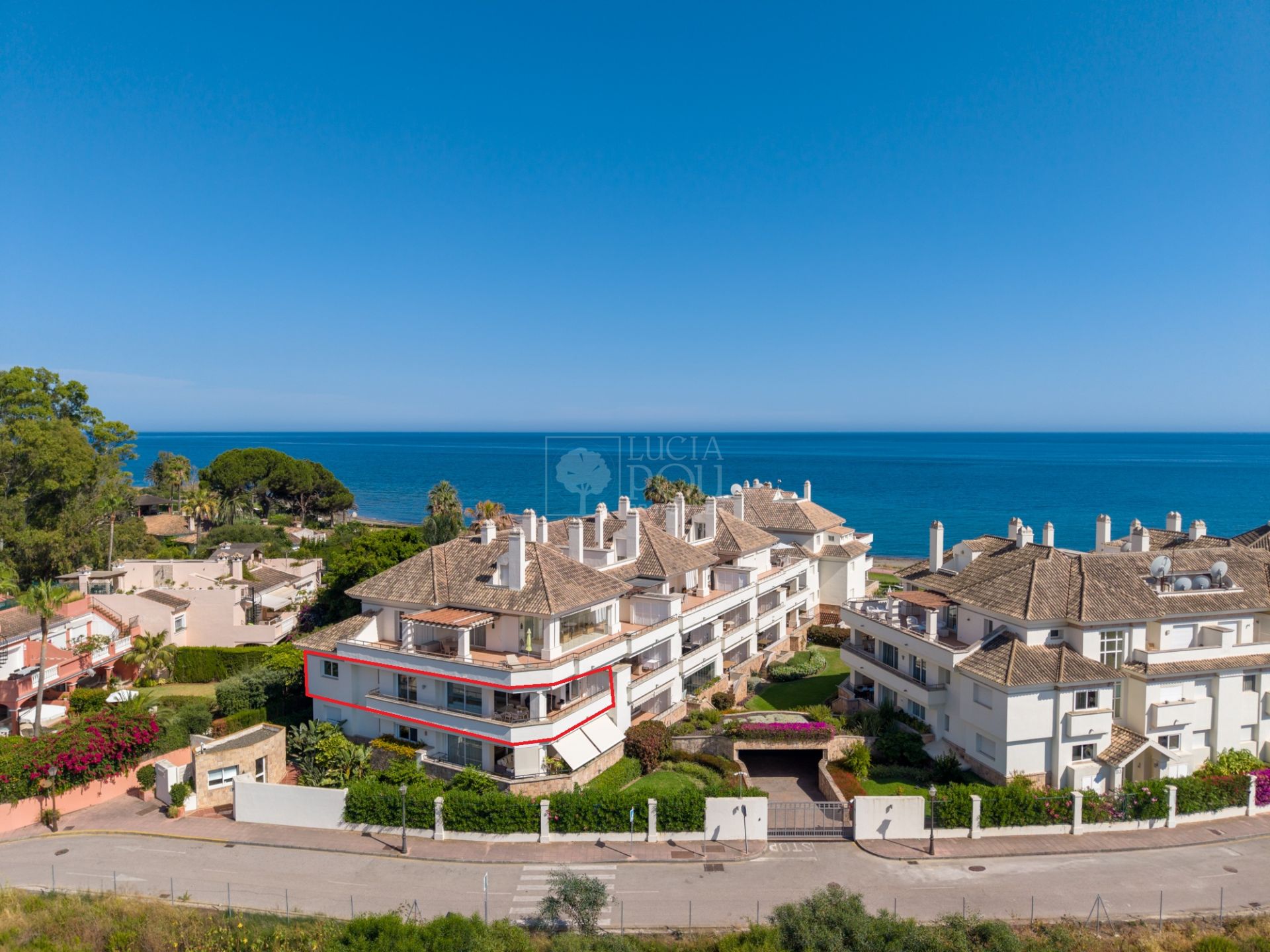 Apartamento  en New Golden Mile, Estepona Este, Estepona
