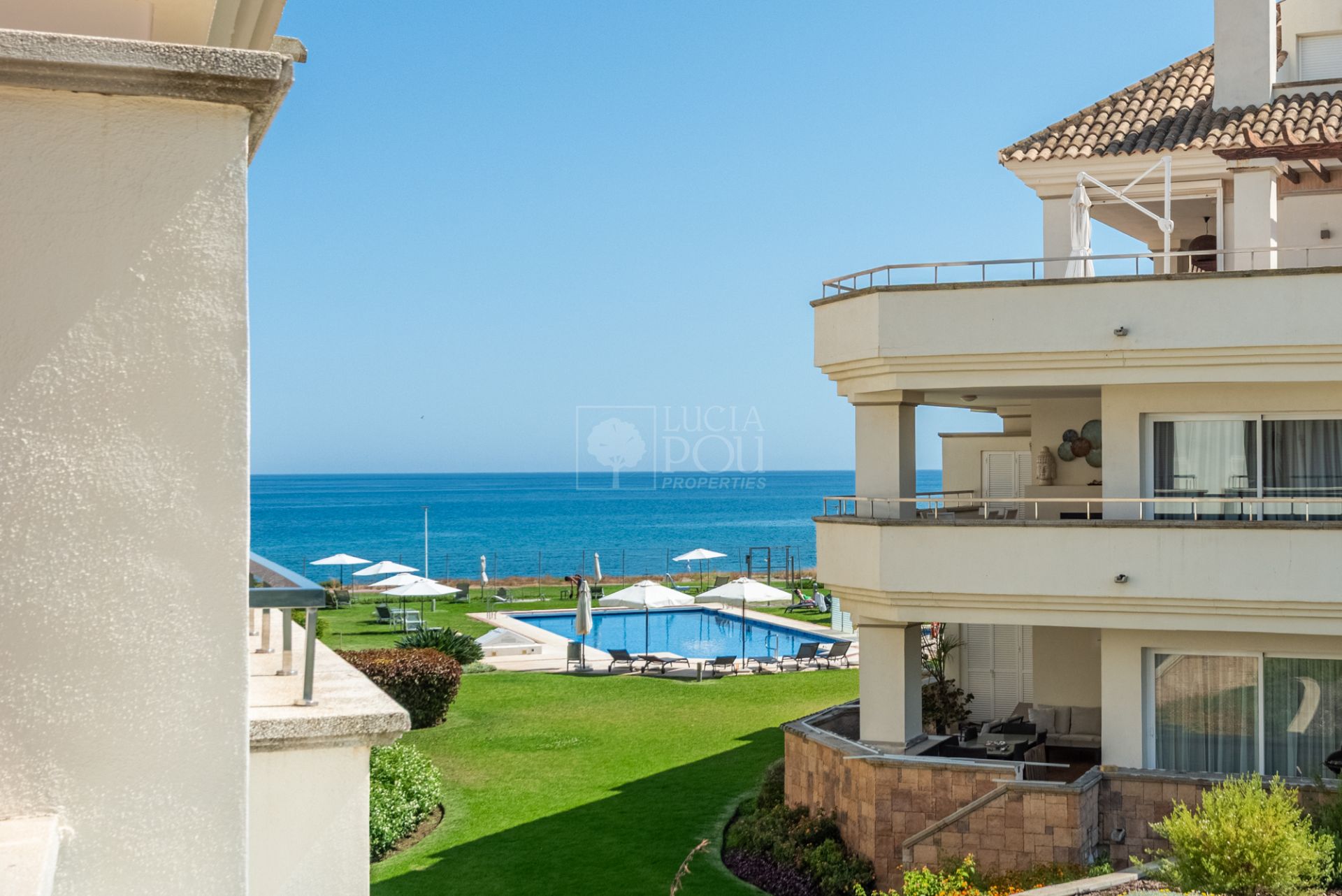 Apartamento  en New Golden Mile, Estepona Este, Estepona