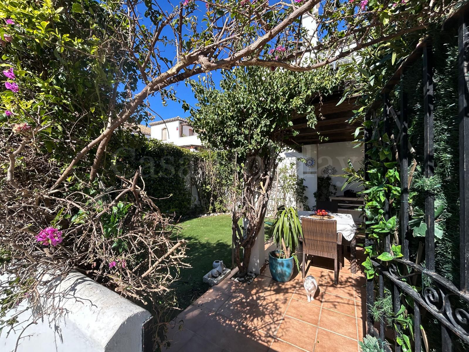 Apartamento Planta Baja en Benamara, Estepona