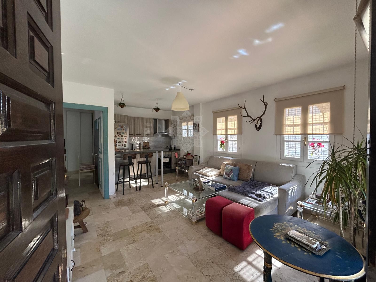 Apartament na parterze w Benamara, Estepona