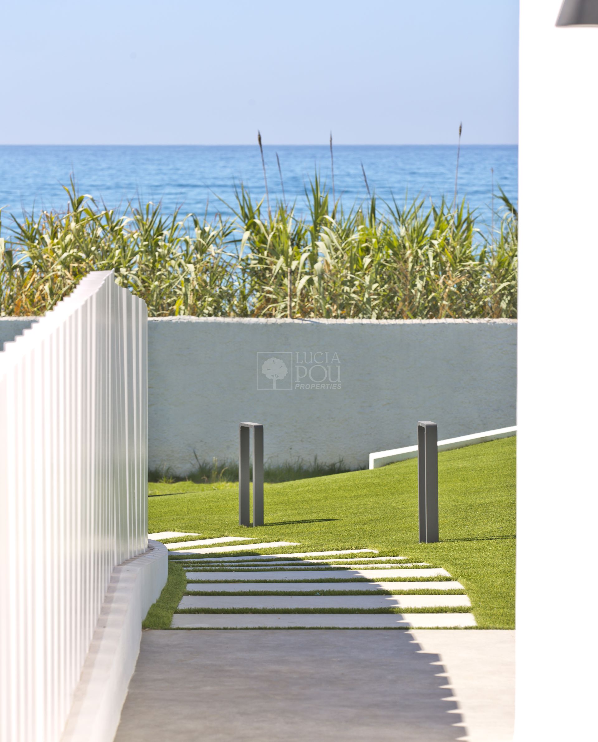 Villa  in New Golden Mile, Estepona East, Estepona