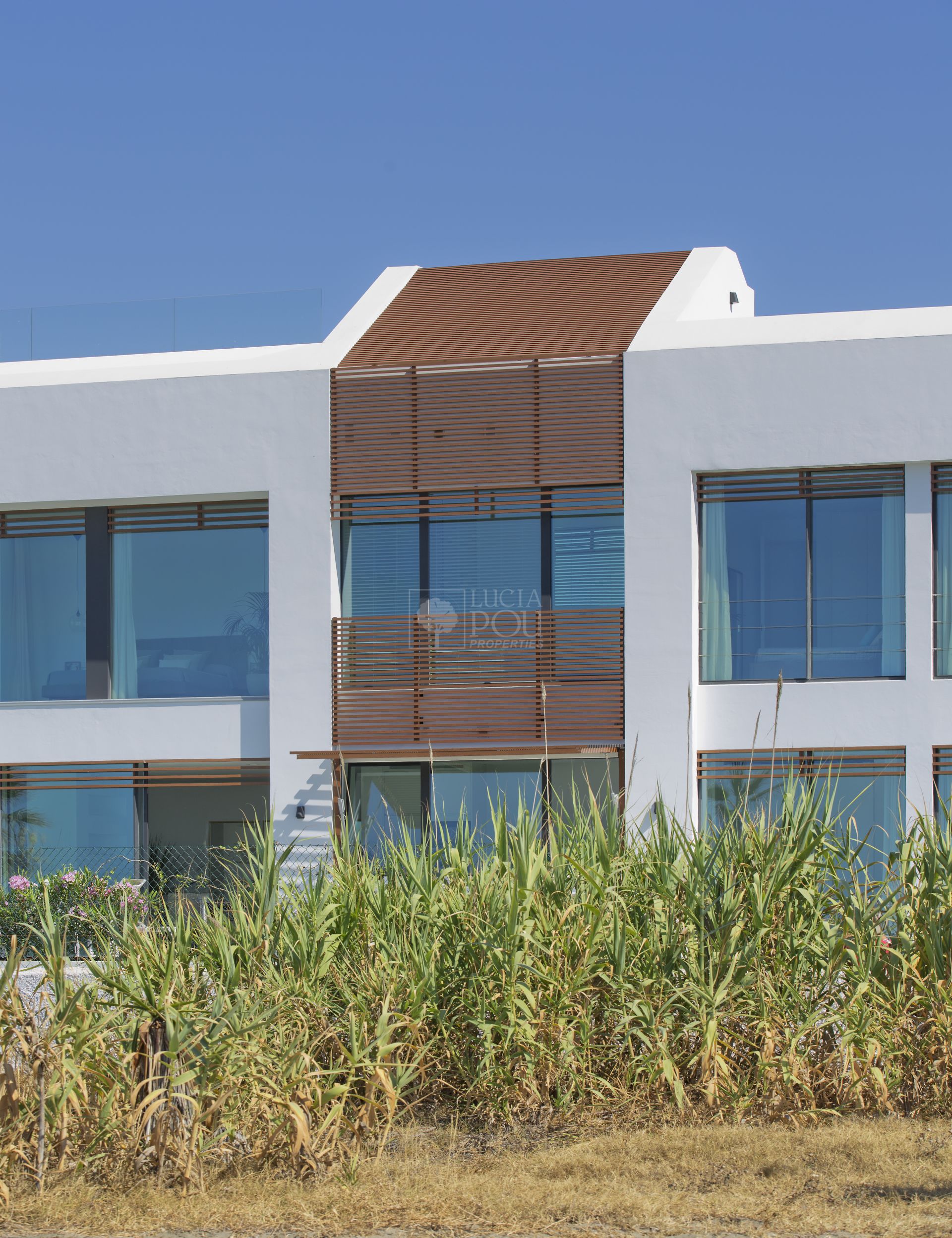 Villa  in New Golden Mile, Estepona East, Estepona